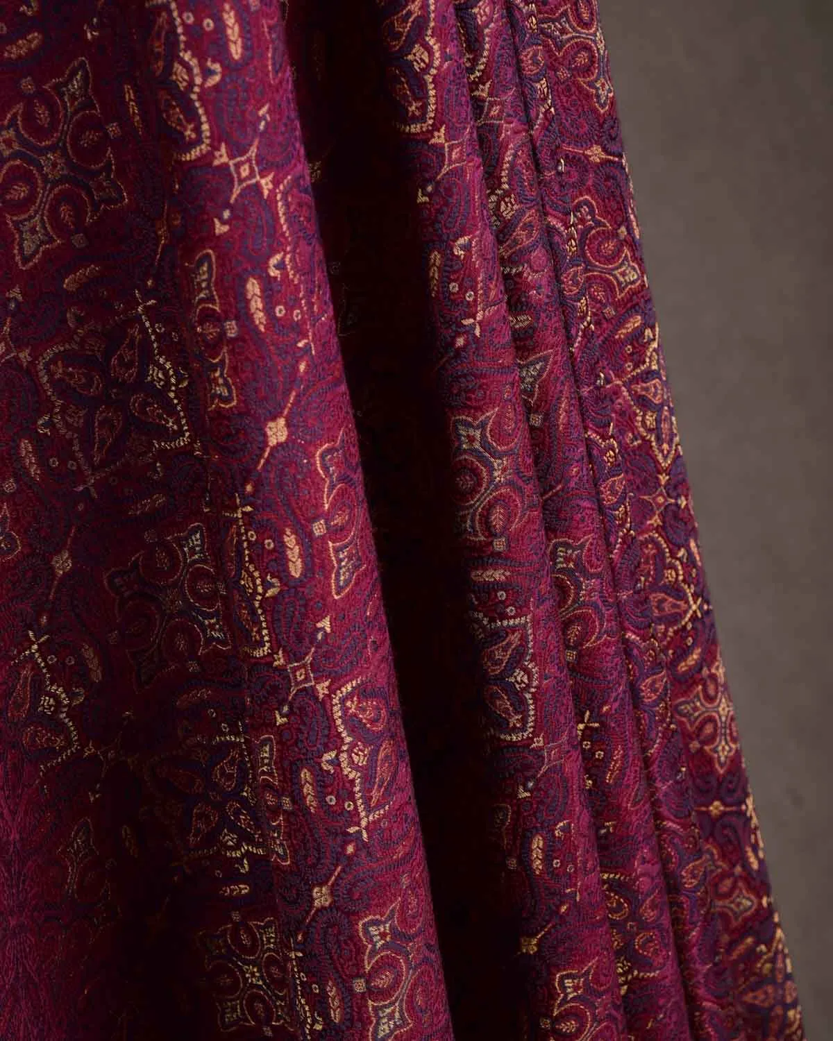 Maroon Tehra Traditional Jamawar Handwoven Silk Wool Unisex Dress Shawl with Gold Zari