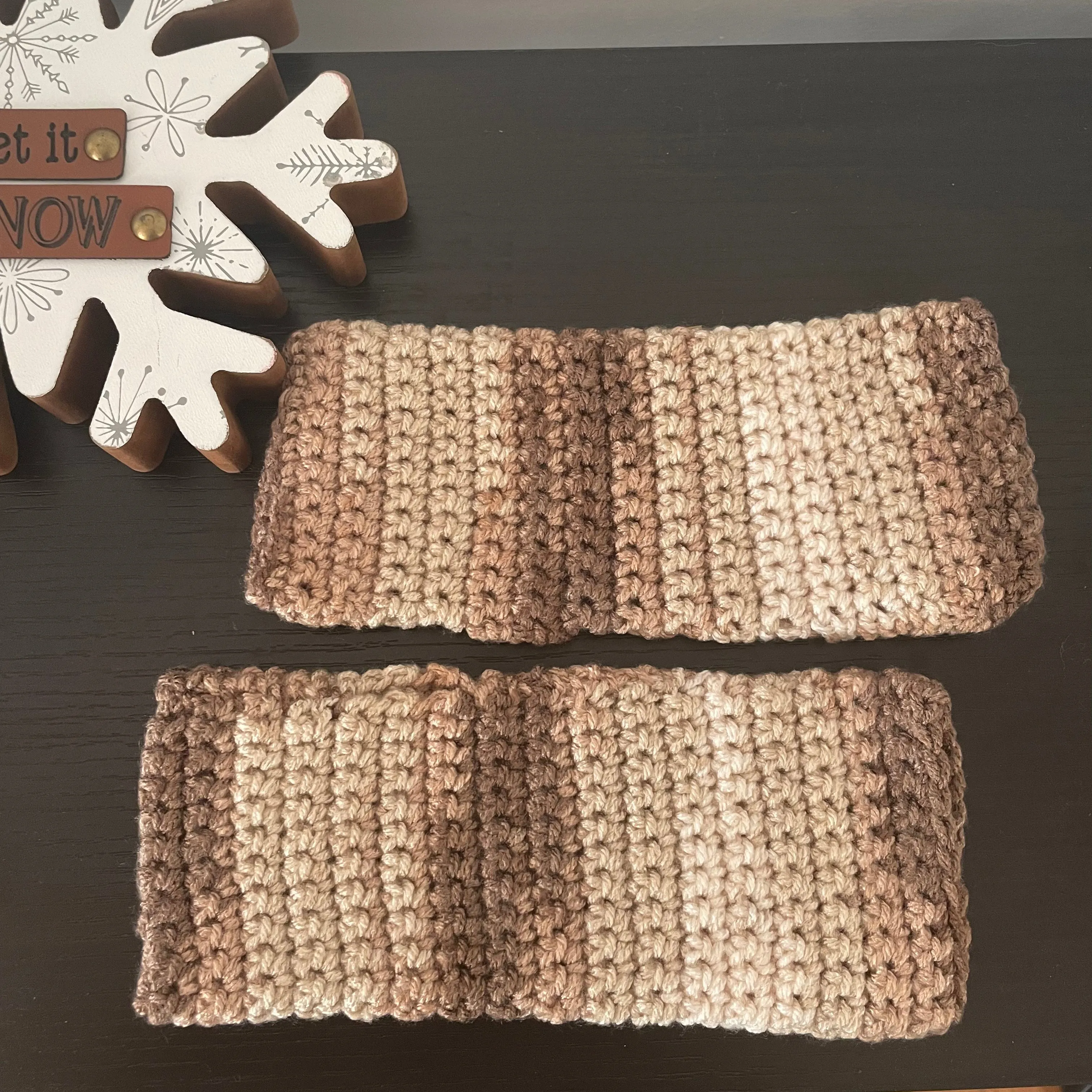 Narrow Sandy Hills Striped Texting Fingerless Gloves Crochet Knit Fall Winter Gaming Tech Wrist Warmers Brown Tan Marble Small Teen